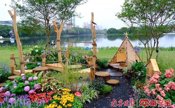 五顏六色的花境